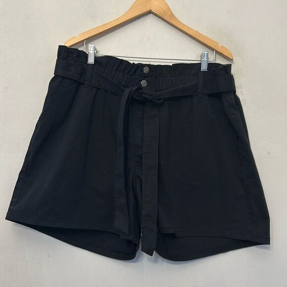 Ava & Viv black elastic waistband ruffle tie shorts Size 1X EUC - Picture 1 of 7